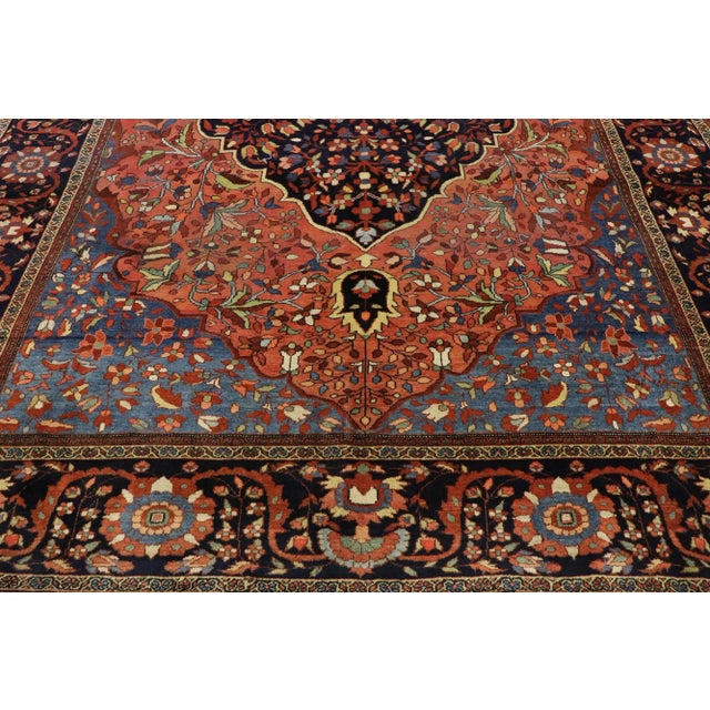 Antique Persian Sarouk Farahan Rug - 08'04 X 11'09. For Sale - Image 4 of 9