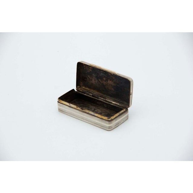 Snuff Box in Guilloche Silver with Engravings, in Good conditions.