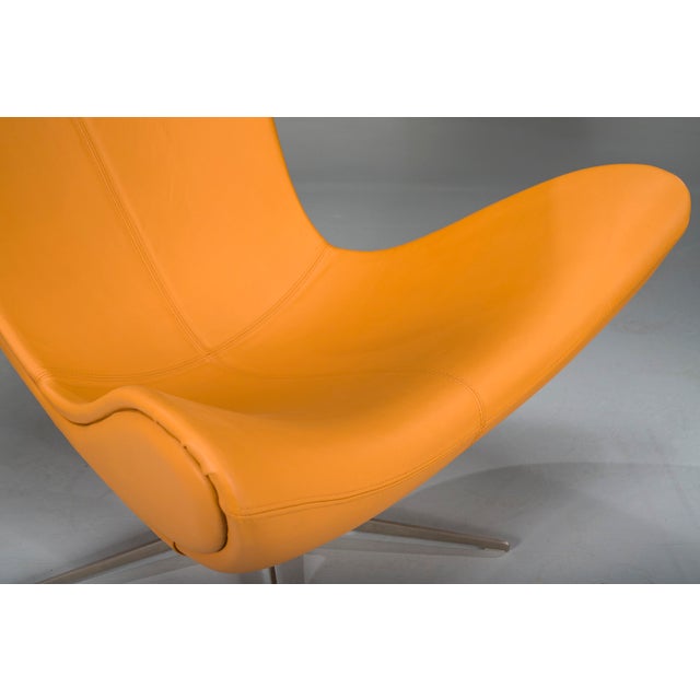 Mid-Century Modern Set of Imola Lounge Chair and Ottoman attributed to Henrik Pedersen for BoConcept, 2000s For Sale - Image 3 of 18