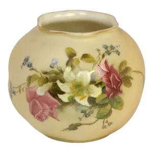 Worcester 19thC. Blush Ivory Cachepot, C.1905