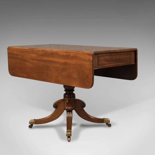 Traditional 1820s Regency Flame Mahogany Pembroke Table For Sale - Image 3 of 11