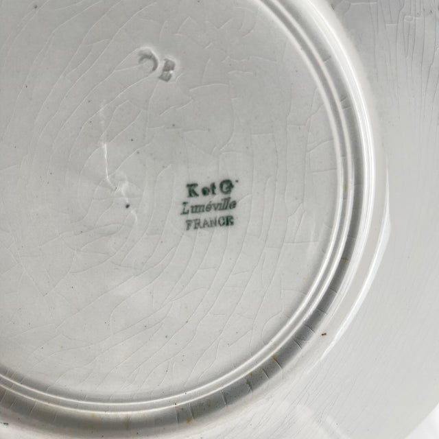 Earthenware Oeillet Dinner Plates from KG Lunéville, 19th Century, Set of 6 For Sale - Image 6 of 14