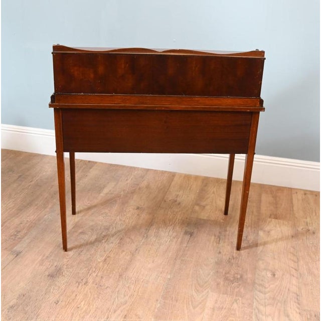Wood Sheraton Ladies Desk Bureau in Mahogany, 1890s For Sale - Image 7 of 8