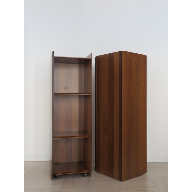 Afra & Tobia Scarpa Artona Series Bookcases in Wood and Leather by Afra & Tobia Scarpa for Maxalto, 1970s, Set of 2 For Sale - Image 4 of 15