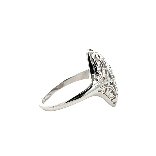 Metal Mid 20th Century 14k White Gold Diamond Filigree Ring, Size 7.25 For Sale - Image 7 of 8