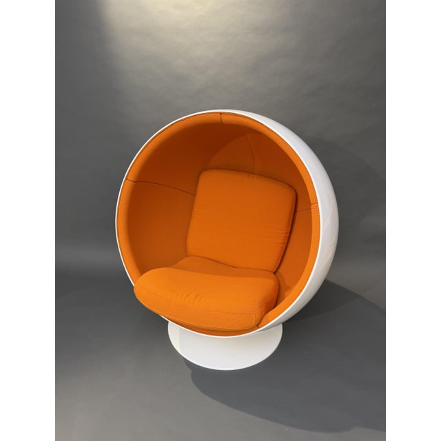Ball Chair in White and Orange by Eero Aarnio for Asko, Finland, 1960s For Sale - Image 10 of 18