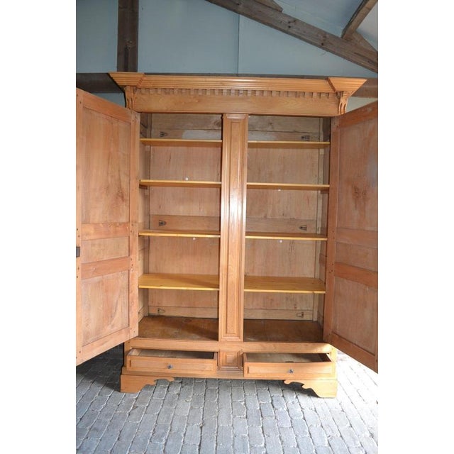 19th-century French ash wood cabinet, storage cabinet. Height: 248 cm. Width: 188 cm. Depth: 80 cm. Fully removable....