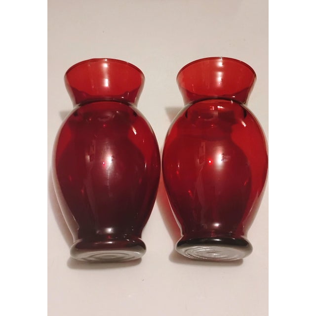 1950s Vintage 1938-1956 Anchor Hocking Royal Ruby Glass Vases For Sale - Image 5 of 11