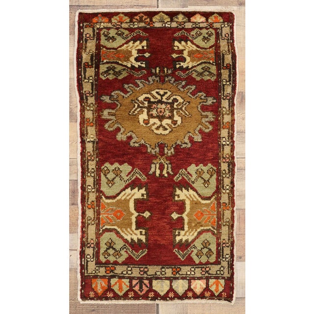 Red Vintage Turkish Yastik Rug - 01'08 X 03'00 For Sale - Image 8 of 8