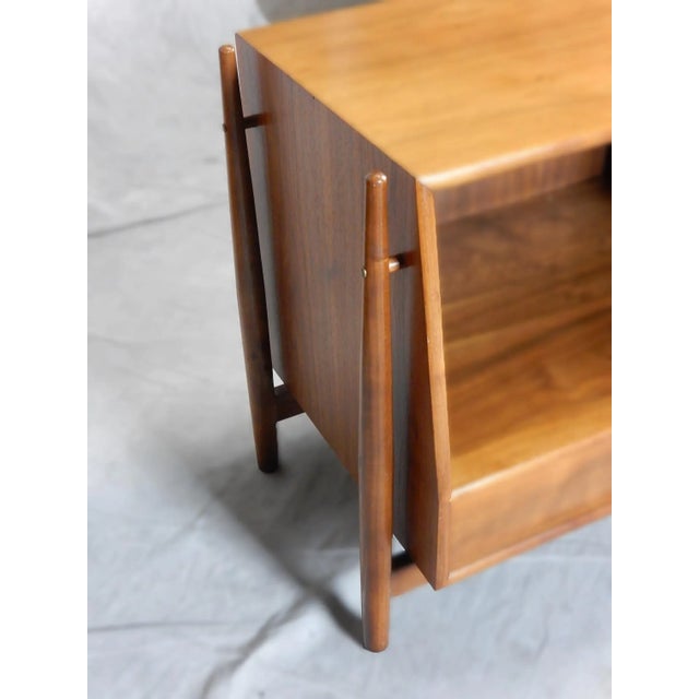 Mid-Century Nightstands by Kipp Stewart & Stewart MacDougall Design for Drexel For Sale In Las Vegas - Image 6 of 10