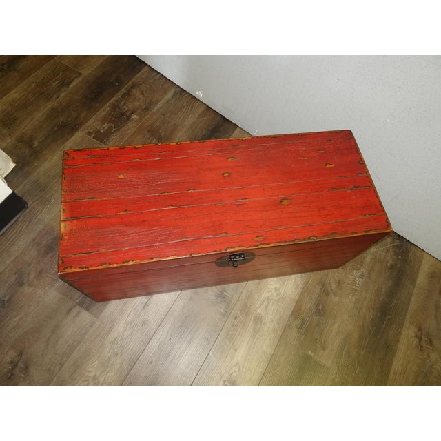 Chinese Lh26 Oriental Chinese Style Red Decorative Storage Box 14"Hx34" For Sale - Image 3 of 12