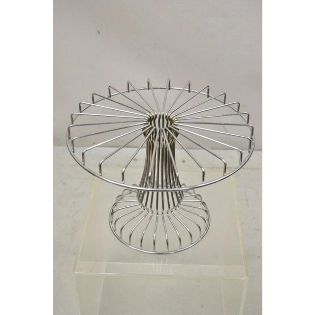 Mid-Century Modern Vintage Mid Century Modern Chrome Metal Wire Pedestal Pastry Cake Stand For Sale - Image 3 of 7