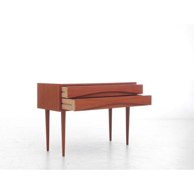 Small Mid-Century Scandinavian Modern Chest of Drawers attributed to Arne Vodder, 1950s For Sale - Image 4 of 9