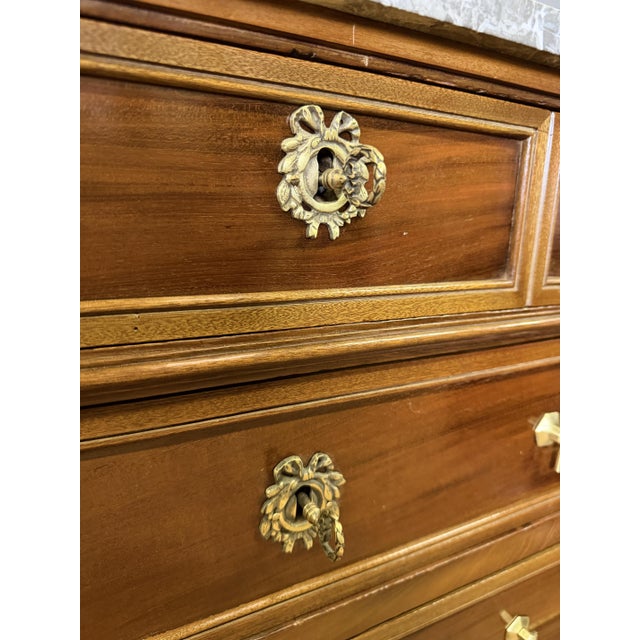 Brown Louis XVI Style Chest of Drawers in Walnut, 1800s For Sale - Image 8 of 9