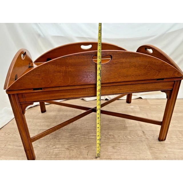 Vintage Heritage Henredon Butler's Tray Oval Cocktail Table Flame Mahogany For Sale - Image 10 of 15