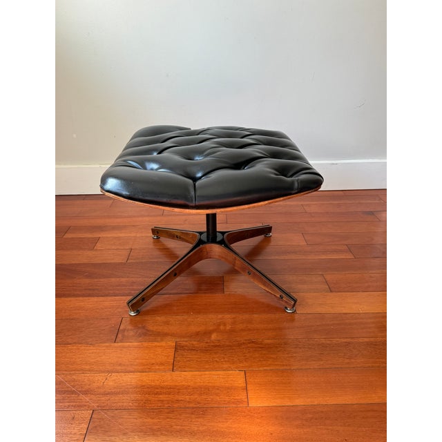 Mid-Century Modern 1960s Mr. Chair Ottoman by George Mulhauser for Plycraft For Sale - Image 3 of 10