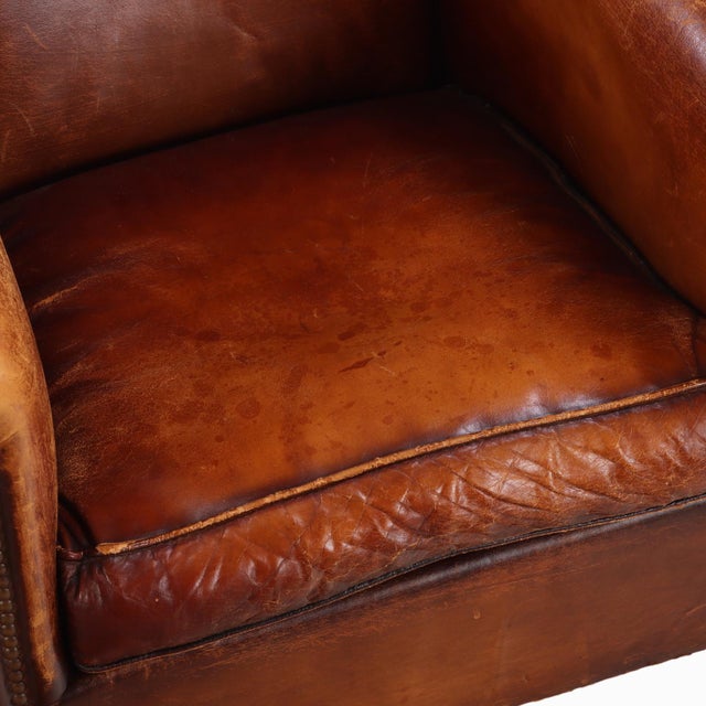 A Dutch Art Deco Style Leather Club Chair, C. 1950. For Sale In Philadelphia - Image 6 of 8