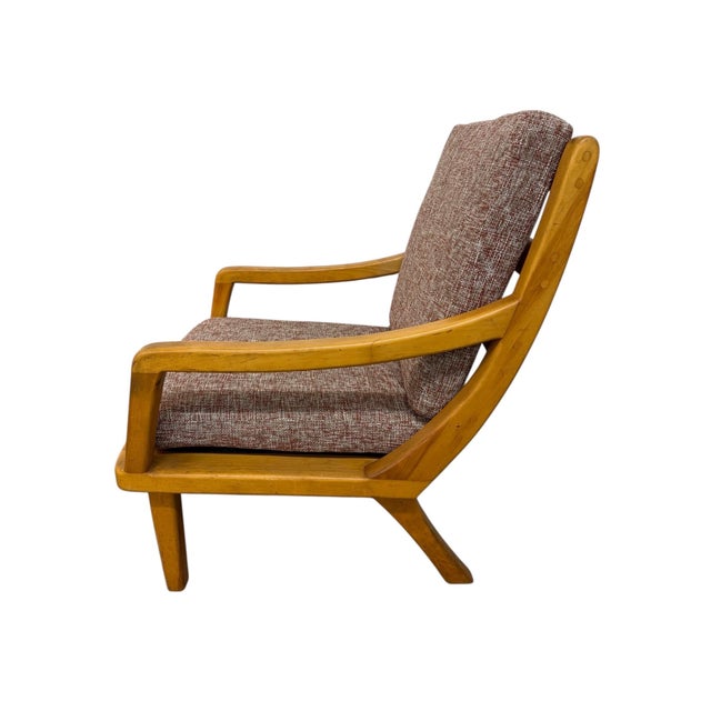 Heywood-Wakefield Vintage Heywood Wakefield Style Solid Wood Lounge Chair - Reupholstered! For Sale - Image 4 of 7