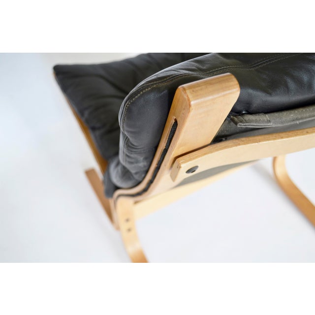 1960s Pair of Vintage Siesta Low Back Lounge Chairs by Ingmar Relling in Black Leather For Sale - Image 5 of 10