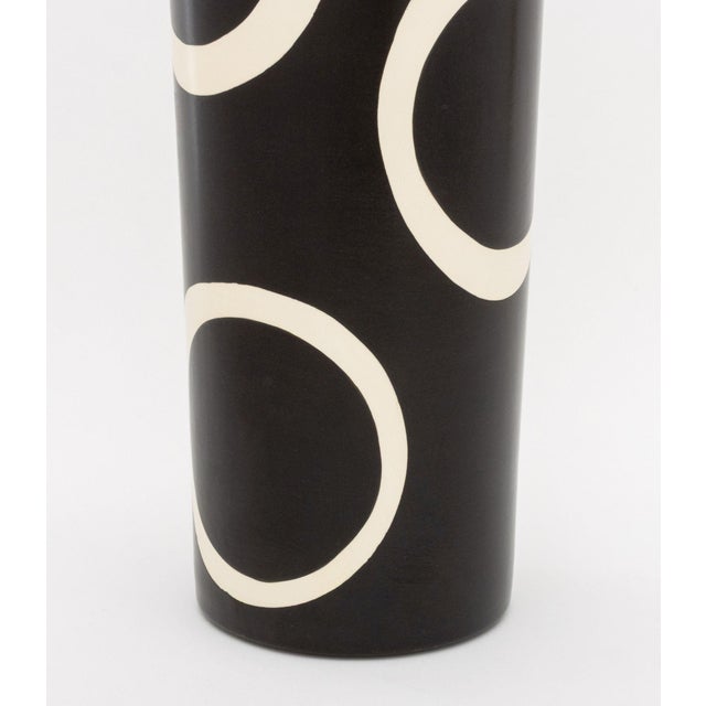 Ken Edwards Two Black and White Art Pottery Vessels For Sale In New York - Image 6 of 16