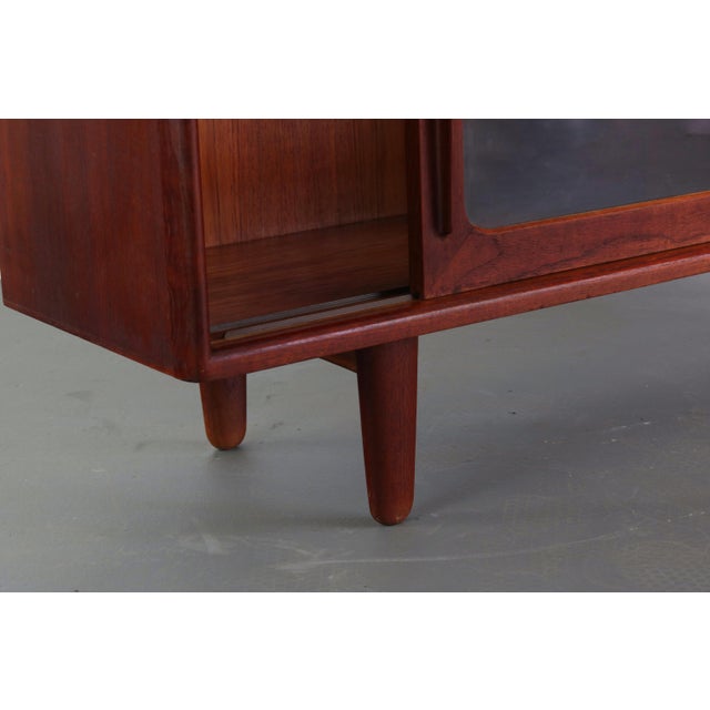 1960s Danish Modern Harry Ostergaard Glass Front Book Case Display in Rich Teak For Sale - Image 5 of 7