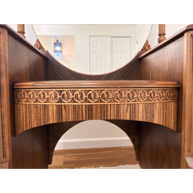 Brown Early 20th Century Hollywood Regency Vanity For Sale - Image 8 of 9