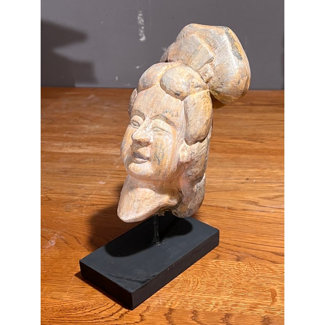 Vintage Han Dynasty Style Painted Terracotta Head Bust of Noblewomen on the Stand For Sale - Image 12 of 12