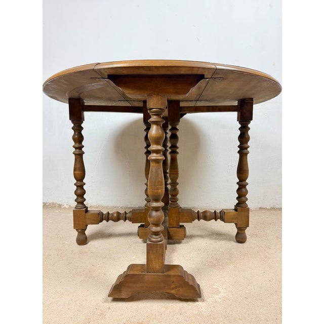 Brown Mid-Century Spanish Drop-Leaf Dining Table with Barley Twist Legs, 1940 For Sale - Image 8 of 10