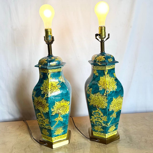 Chinoiserie Blue and Yellow Porcelains Table Lamps - A Pair For Sale In Miami - Image 6 of 10