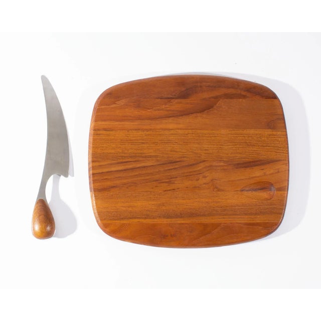 Mid-Century Modern Jens Quistgaard Dansk Cheese Board and Knife For Sale - Image 3 of 7