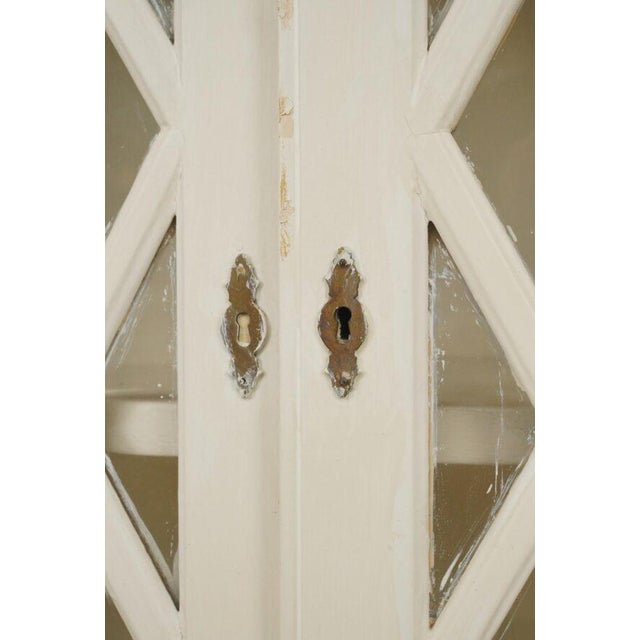 Mid 20th Century Colonial Revival White Wood Corner Cabinet For Sale - Image 6 of 10