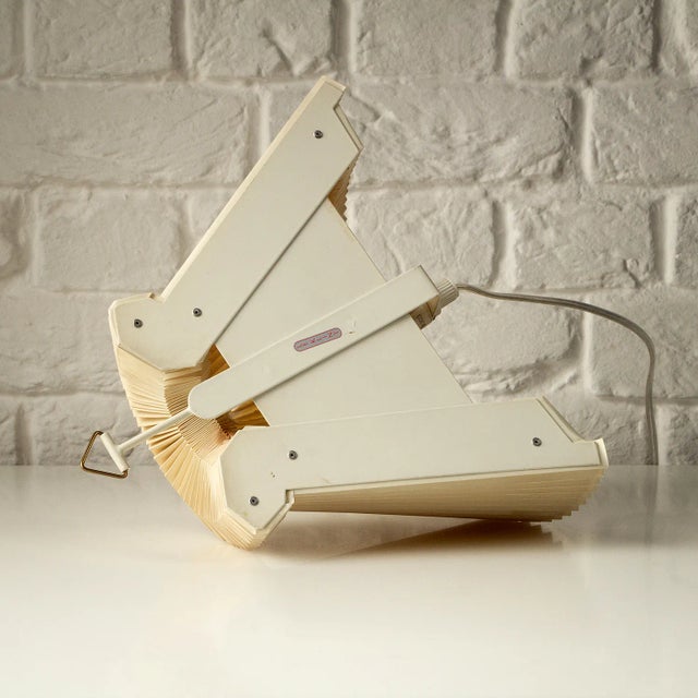 Model 203 Wall Light from Le Klint, Denmark, 1960s For Sale - Image 9 of 10