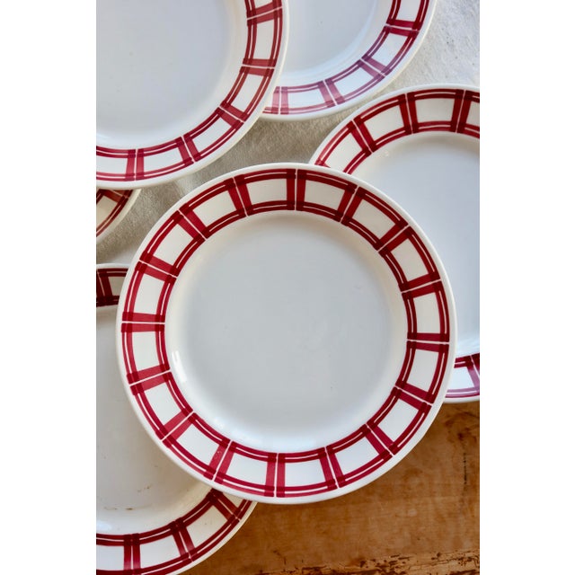 Earthenware Dinner Plates with Red Geometric Decor from Badonviller, 1970s, Set of 6 For Sale - Image 4 of 9