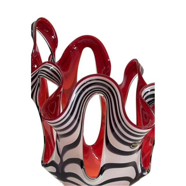 Red 1970s Hand -Blown Art Glass Vase in 'Erupt' Pattern by Jozefina for Krosno Poland For Sale - Image 8 of 14