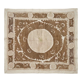 Suzani Embroidery Wall Decor - Boho Embroidery 4'6'' X 5'6'' For Sale