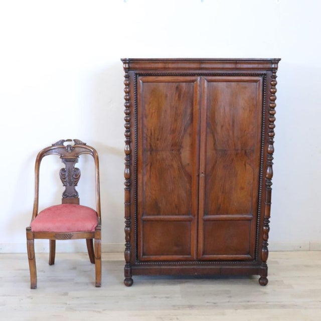 Small Antique Wardrobe in Walnut, 1800s For Sale - Image 4 of 14