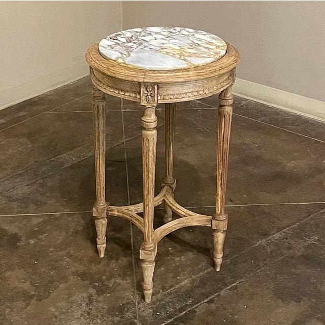 19th Century French Louis XVI Round Marble Top End Table in Stripped Oak For Sale - Image 9 of 12