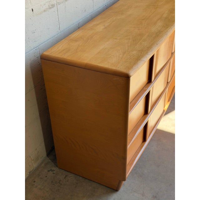 Brown Heywood Wakefield Maple Lowboy Wooden Dresser Chest of Drawers Mid-Century Modern 1950s For Sale - Image 8 of 13