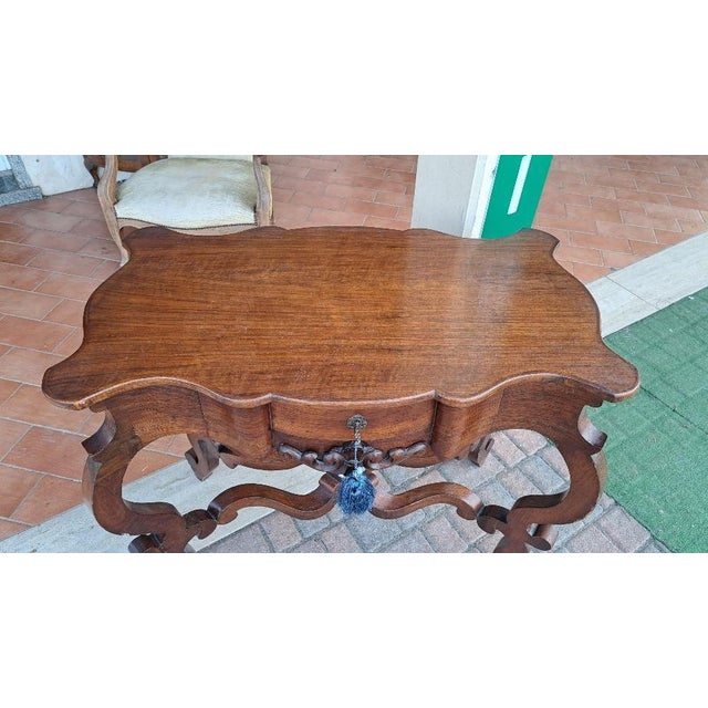 NINETEENTH CENTURY (1800 - 1900) Italian console table with lyre legs – late 19th century in walnutImportant Italian...