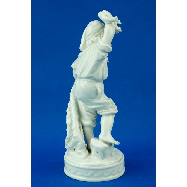 Antique young fisherman figurine in white porcelain from Ginori Doccia, early 19th For Sale - Image 5 of 18