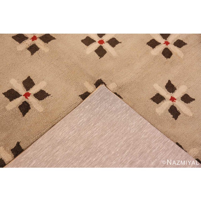 Textile Nazmiyal Collection Art Deco American Hooked Rug For Sale - Image 7 of 7