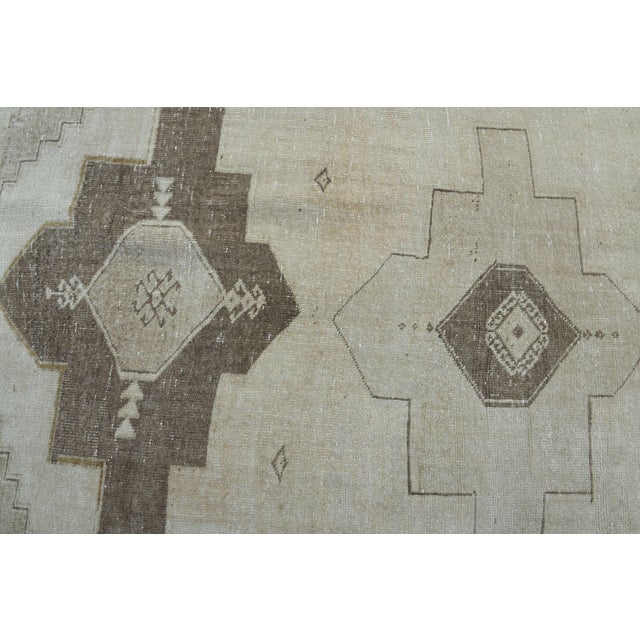 1970s Vintage Handmade Wool Cotton Beige Area Rug For Sale - Image 10 of 11