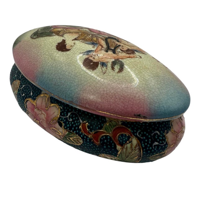 Vintage Porcelain Lidded Trinket Box From the 'Celestial Collection' by G. Lee For Sale - Image 9 of 12