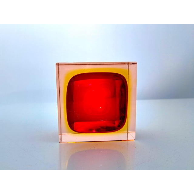 Made using the sommerso technique, developed in Murano in the 1930s and very popular between the 1950s and 1970s, the...