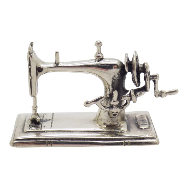 Vintage Italian Handmade Genuine Silver Sewing Machine Figurine Miniature, Made in Tuscany (Italy) For Sale
