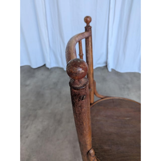 1970s Vintage Carved Bentwood Dining Chair in the style of Thonet Style, 1960s For Sale - Image 5 of 18