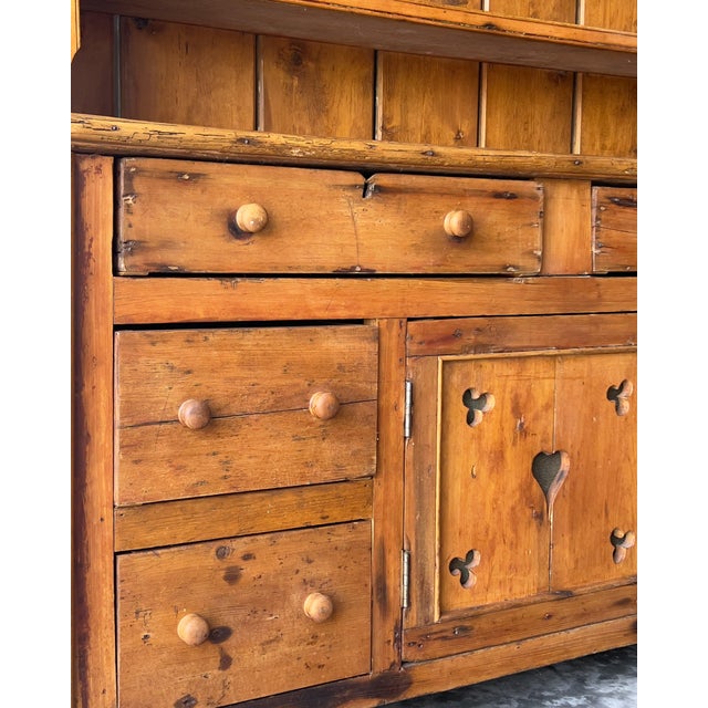 Antique Irish Pine Dresser | Hutch With Shelves For Sale - Image 9 of 17