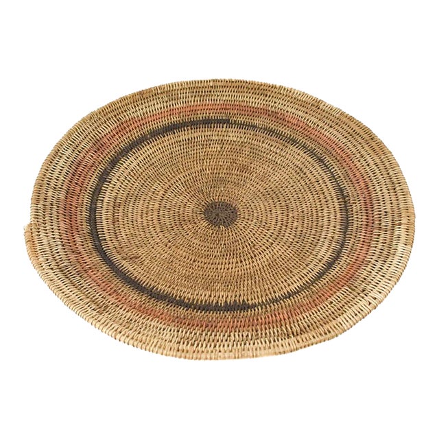 Early 20th Century Makenge Flat Wedding Basket Zambia 17 Inch For Sale