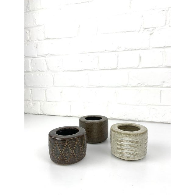 Danish Ceramic Vases Palshus by Per & Annelise Linnemann-Schmidt for Palshus, 1960s, Set of 3 For Sale - Image 6 of 16