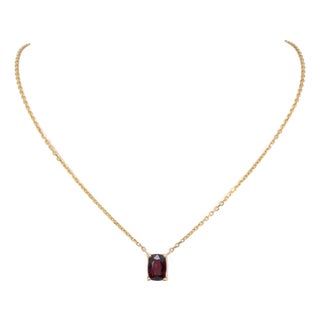 1.6Ct Red Spinel Solitaire Pendant Necklace With Chain in Solid 14k Gold, 8x6mm For Sale